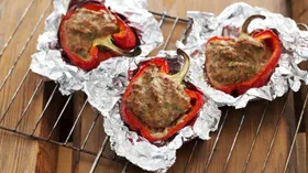 Рецепты с яйцом куриным, кинзой и хлебобулочными изделиями