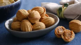  Десерт «Орешки со сгущенкой»