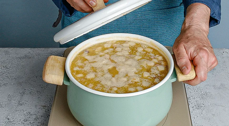 Суп гороховый с копченостями