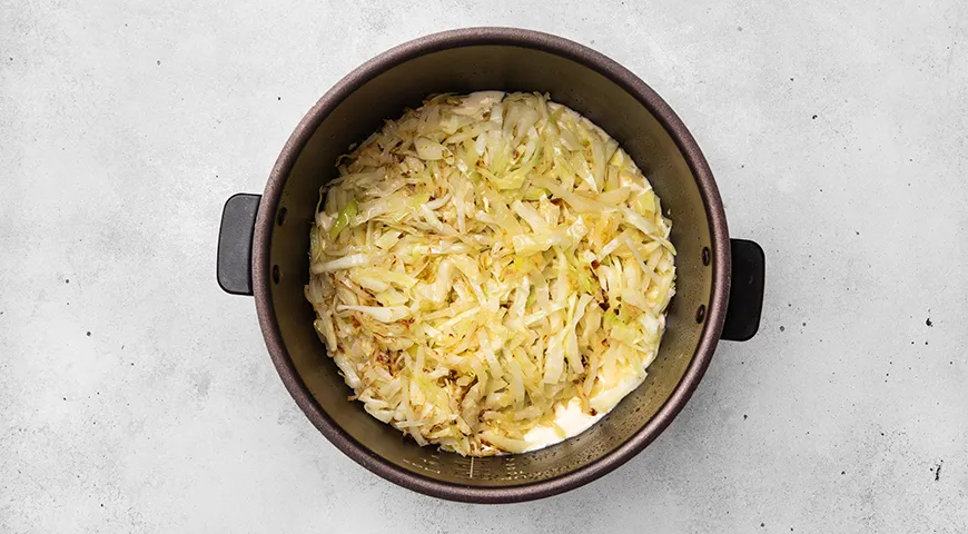 Пирог с капустой в мультиварке