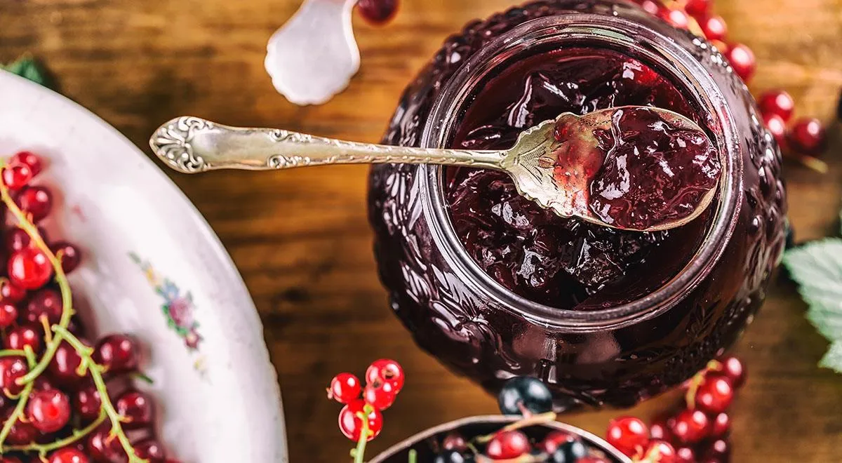 Как приготовить вкусное смородиновое варенье на зиму: лучшие рецепты с черной смородиной