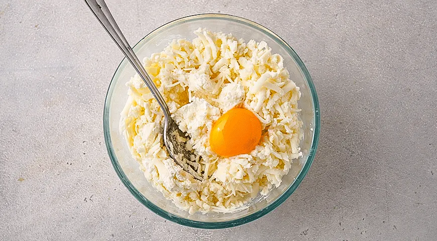 Вареники с творогом и сыром