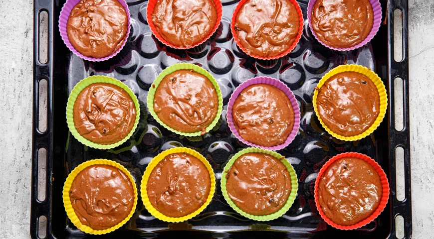 Шоколадные кексы в силиконовых формочках