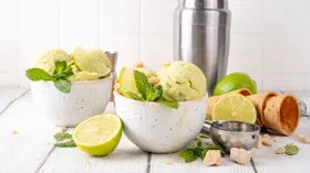 Мороженое из кокосовых сливок: 6 рецептов для приготовления в домашних условиях