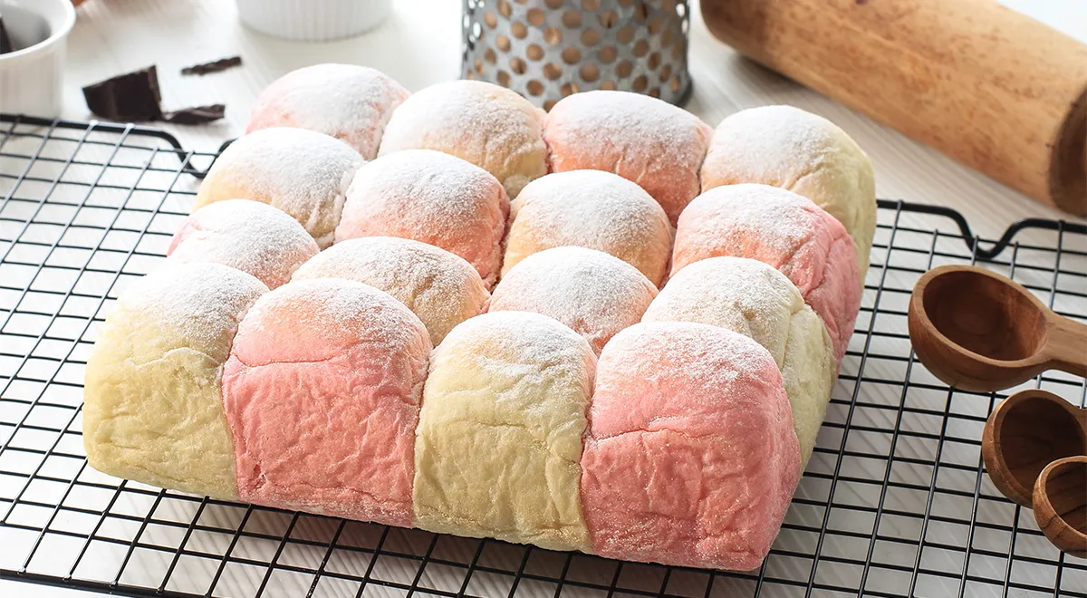 Японская пекарня производит «романтический хлеб» с помощью искусственного интеллекта