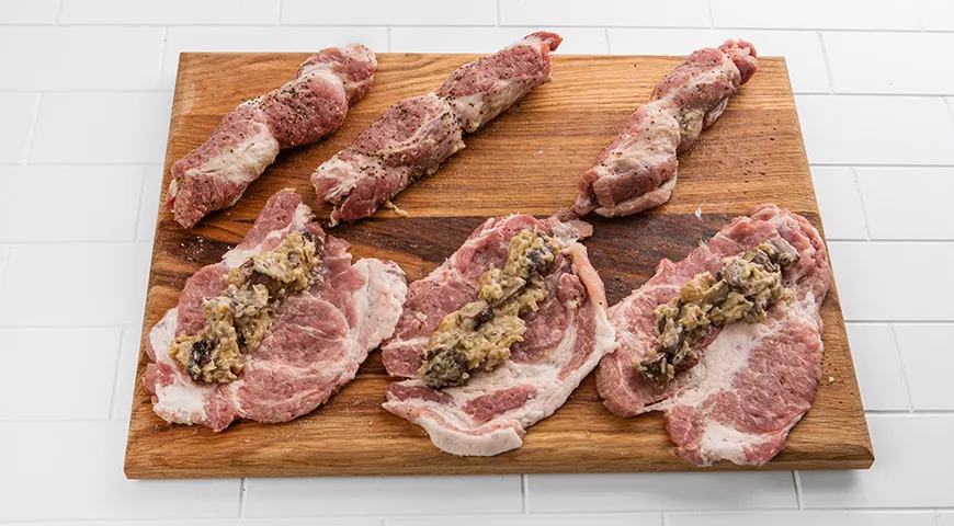 Мясные пальчики из свинины (крученики)