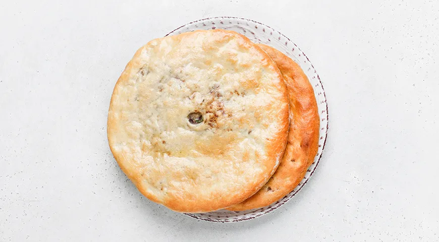 Осетинский пирог с фасолью (Кадурджин)