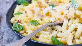 Рецепты с молочной продукцией, твёрдыми сырами и грушей
