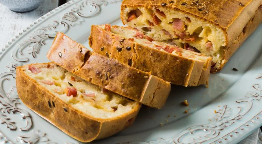 Рецепт французского пирога «Шаркутье» с сыром пекорино