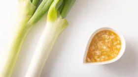 Как готовить китайский зеленый соус, который подойдет для любых блюд