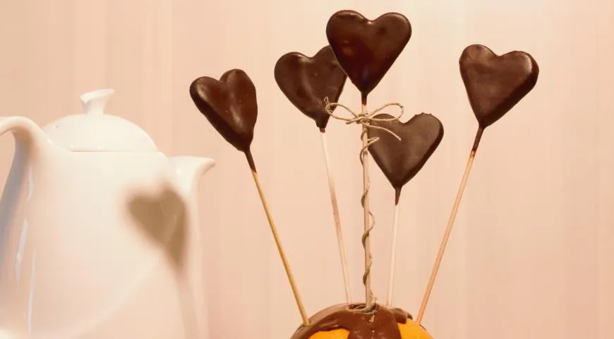 Готовим шоколадные сердечки