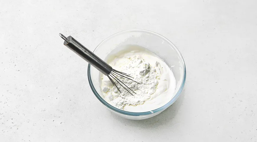 Брокколи в сметанно-чесночном соусе