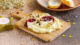 Намазка из сливочного масла с грецкими орехами и медом