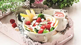 Рецепты с сырами, салатом и грушей