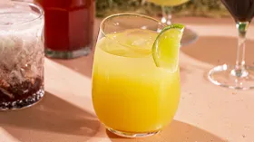 Коктейли алкогольные с ананасом