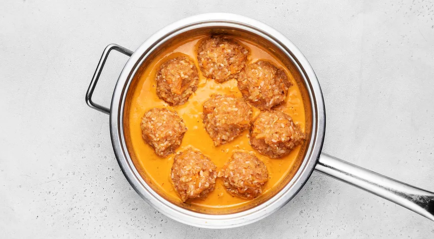 Тефтели из индейки с рисом