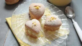 Кексы-валентинки с лимонным курдом