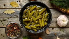 Как сделать пикули из огурцов: 5 простых рецептов от классических до острых