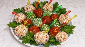 Закусочные шарики из творожного сыра