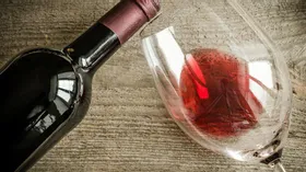 Почему безалкогольное вино становится все более популярным