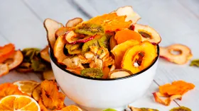 Какие сухофрукты можно употреблять при диабете 1 и 2 типа — рассказывает эндокринолог