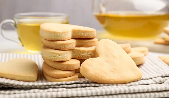 Рассыпчатое, мягкое и необычное: 8 рецептов печенья на рассоле