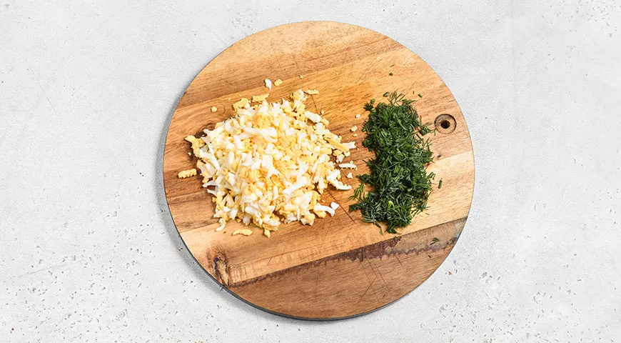 Крабовый салат в тарталетках