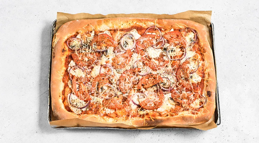 Пицца с курицей и грибами