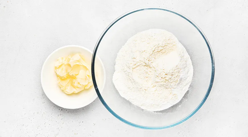 Кекс на кефире с изюмом