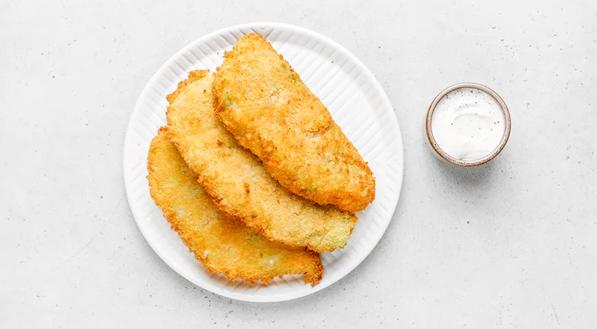 Чебуреки из капусты с куриным фаршем