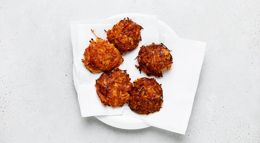 Драники с сыром и колбасой