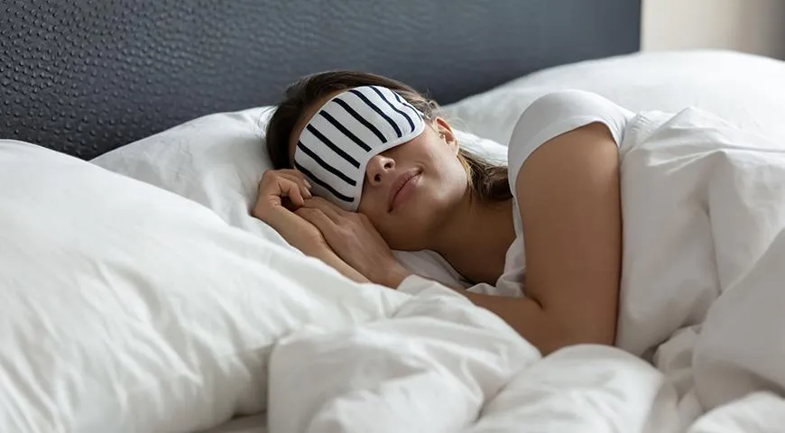 Для поддержания здоровья взрослому человеку необходимо 7–9 часов регулярного непрерывного ночного сна