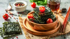 5 снеков из морской капусты: что приготовить из нори кроме суши