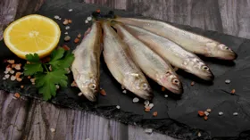 Аромат петербургской свежести: кого привлекут духи с запахом свежей рыбы