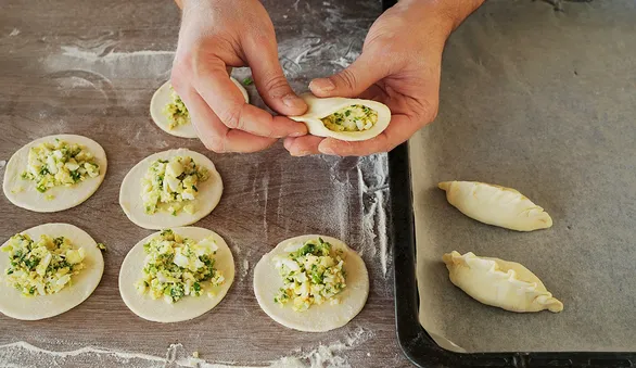 Пирожки на воде, экономим на молоке, но не на вкусе