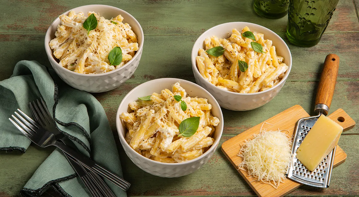 Макароны с сыром и сливками