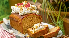 Медовый кекс с инжиром