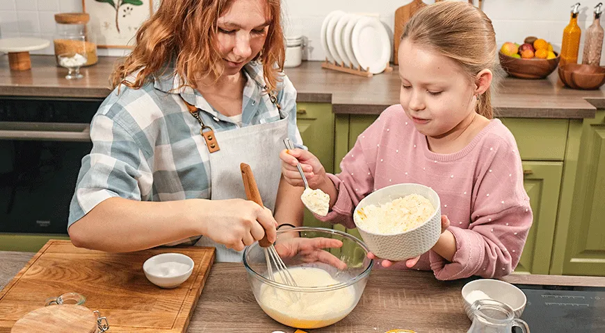 Желтые блины с маскарпоне