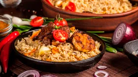 9 рецептов плова с говядиной: с сухофруктами, айвой, клюквой и ароматными пряностями