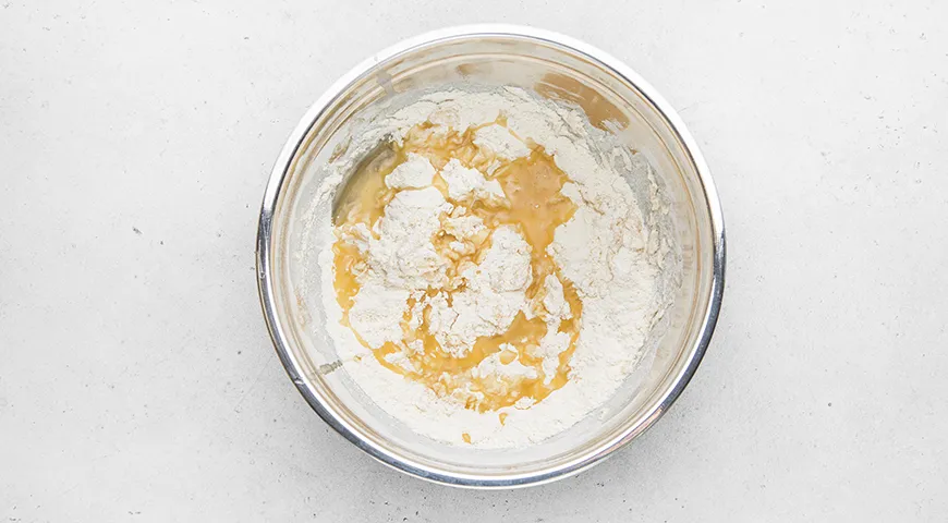 Осетинский пирог с вишней (балджин)