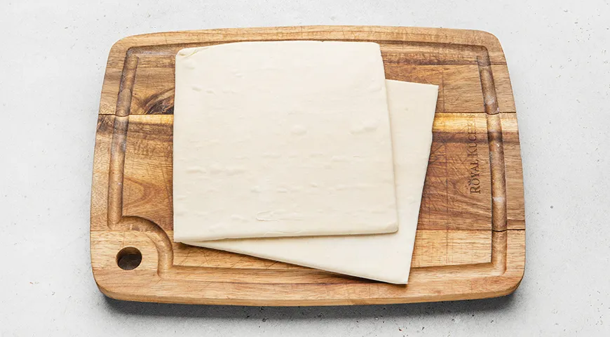 Слойки с повидлом