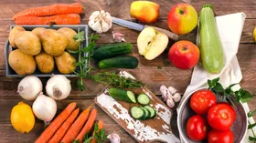 В каких продуктах меньше всего белка: полный список с таблицей и примерами