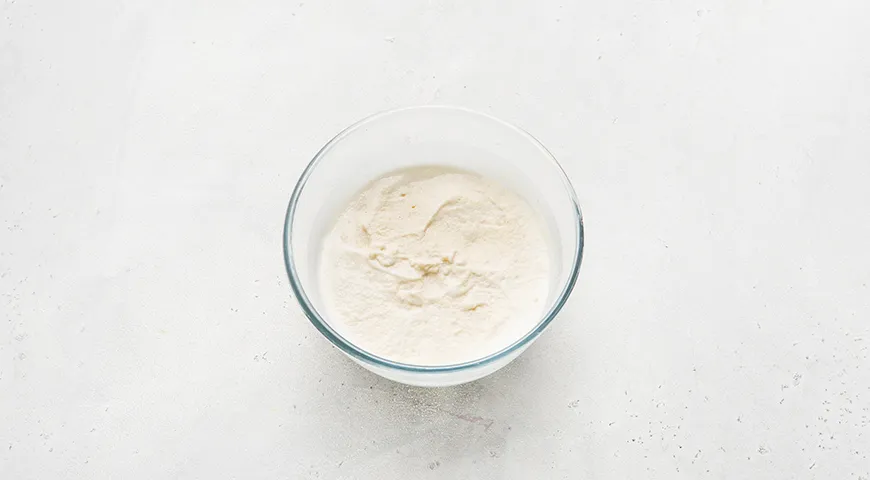 Манник на кефире с яблоками по-домашнему