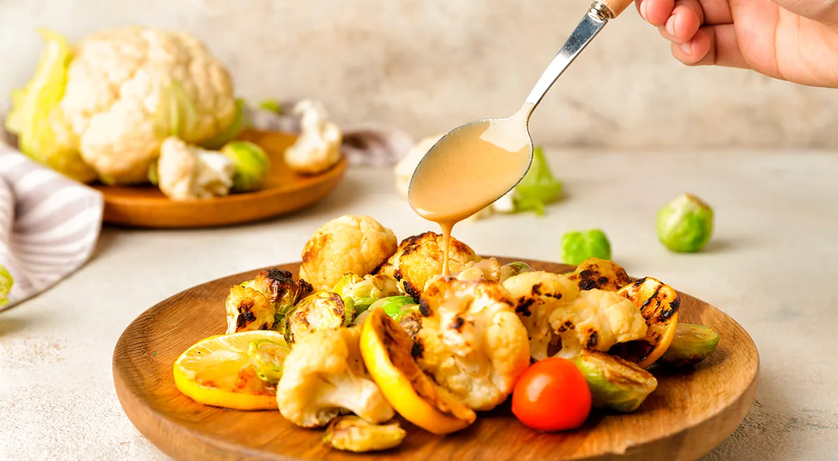 Кунжутная паста тахини: польза, вред, как ее выбрать или приготовить дома