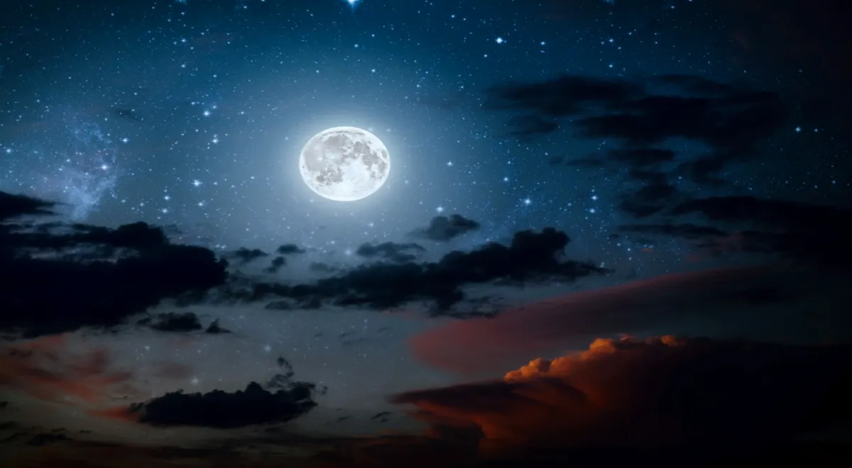 Лунный календарь на апрель 2024 года: ретроградный Меркурий, важное солнечное затмение и неблагоприятные дни