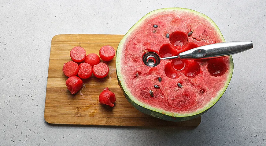 Крюшон в арбузе