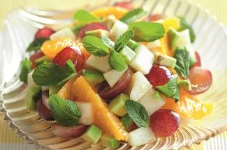 Три идеи вкусных салатов из фруктов
