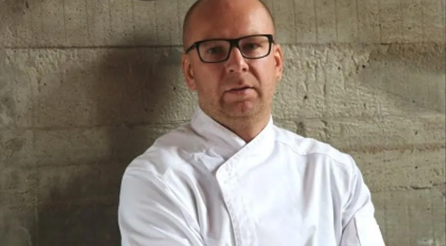 Дмитрий Шуршаков шеф-повар ресторана "Никуда не едем"