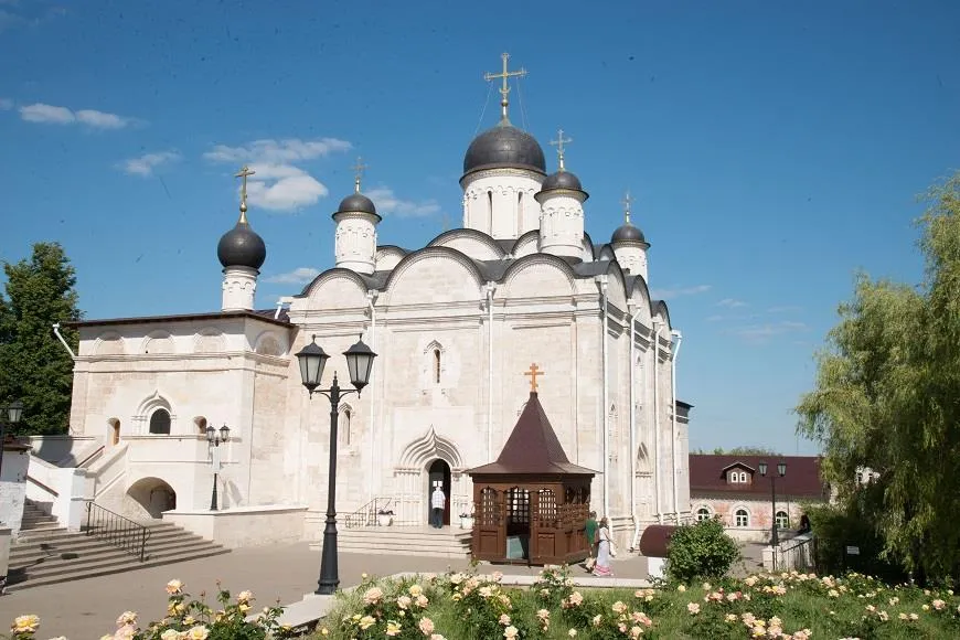 Владычный Введенский женский монастырь