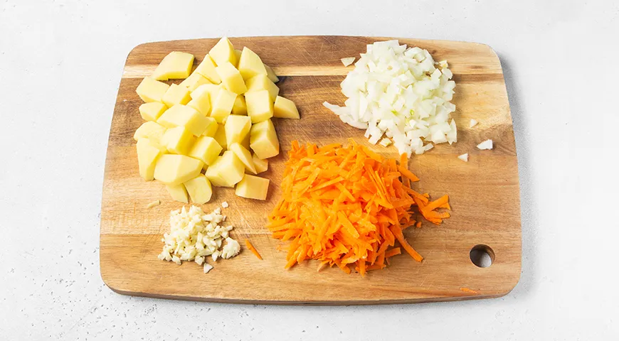 Рыбный суп из минтая с картофелем